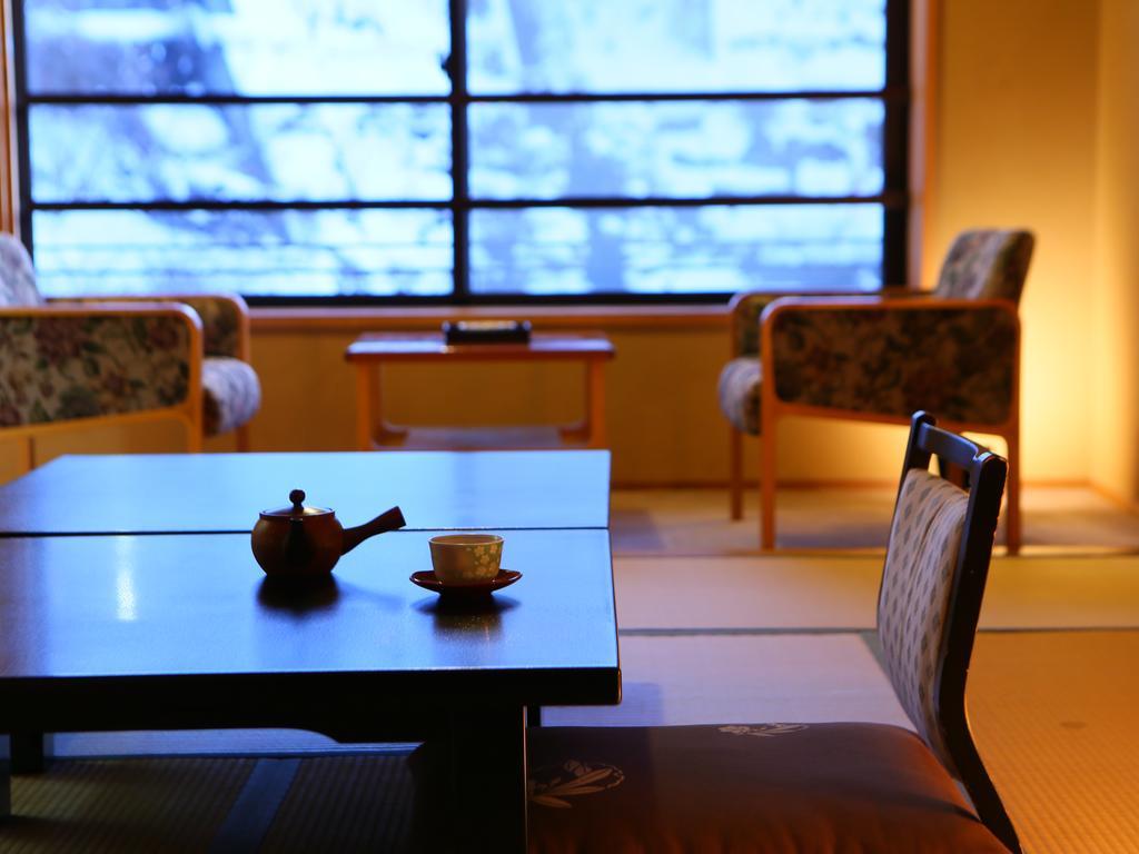 יאמנוצ'י Shibu Hotel מראה חיצוני תמונה